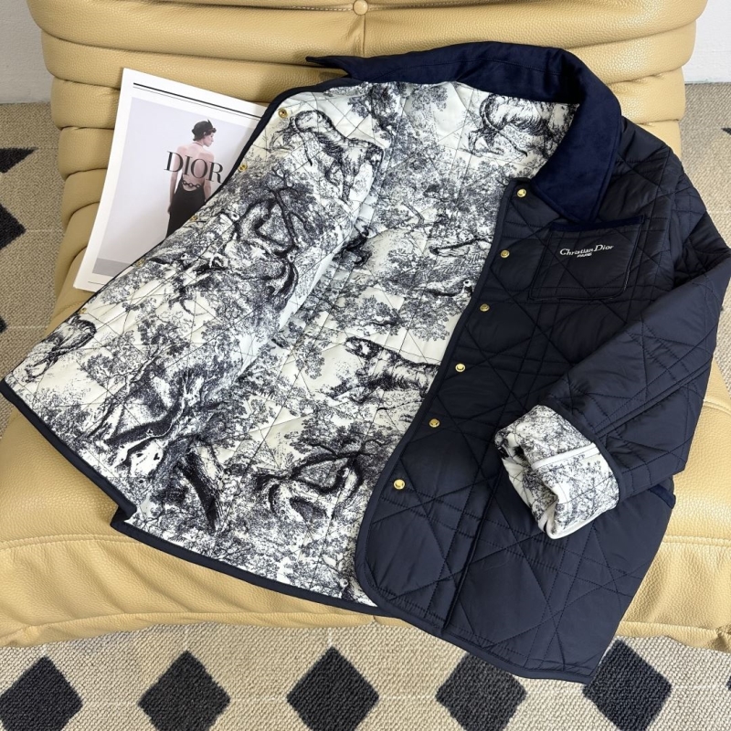 chr1st1an D10r outwear